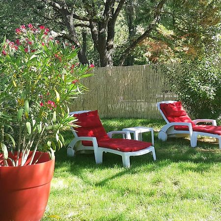 Suite Avec Jardin Entre Aix En Provence, Luberon Et Verdon Peyrolles-en-Provence Luaran gambar