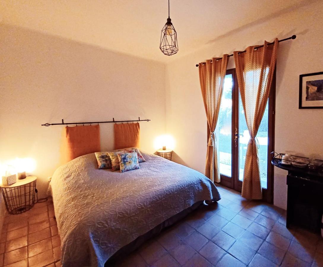 Suite Avec Jardin Entre Aix En Provence, Luberon Et Verdon Peyrolles-en-Provence Luaran gambar