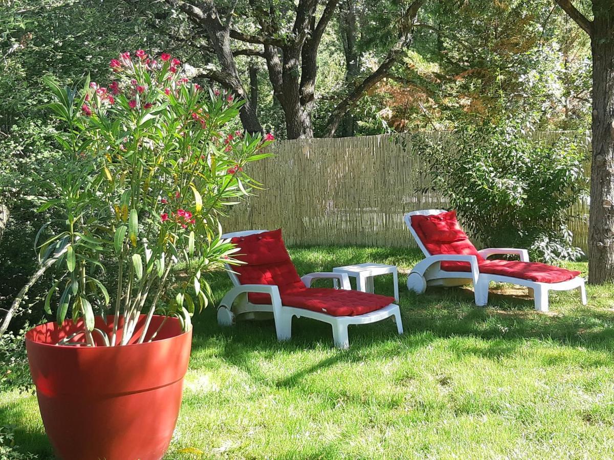 Suite Avec Jardin Entre Aix En Provence, Luberon Et Verdon Peyrolles-en-Provence Luaran gambar